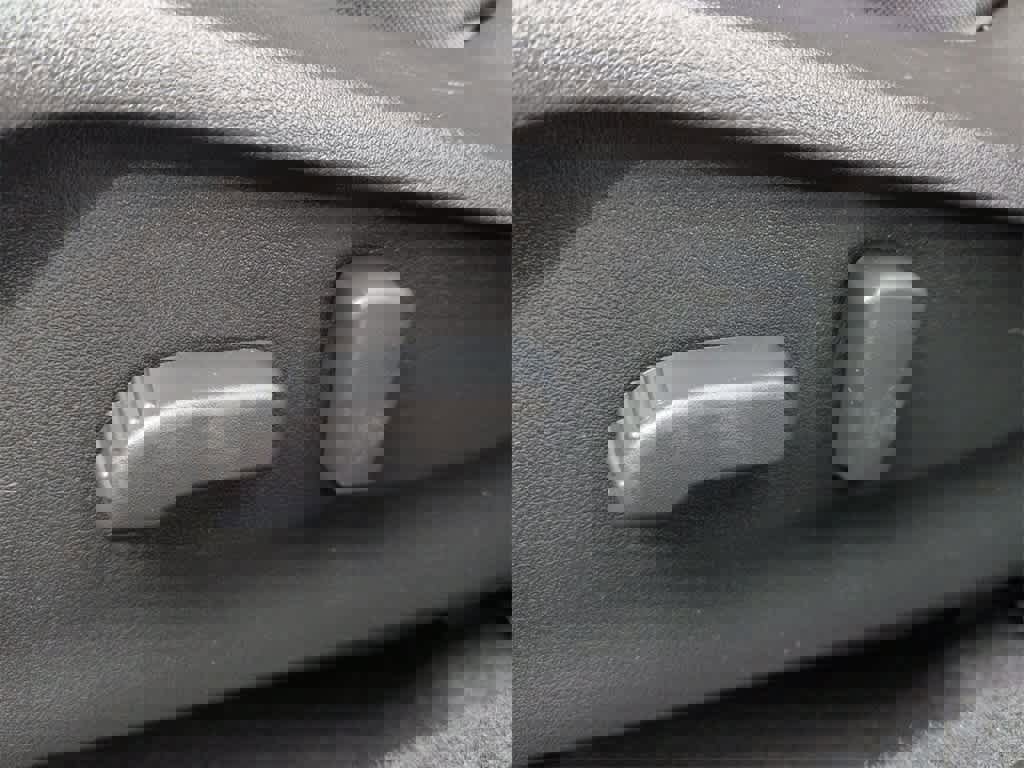 Certified 2022 Subaru Crosstrek 2.0i Premium w/ Moonroof Package image 18