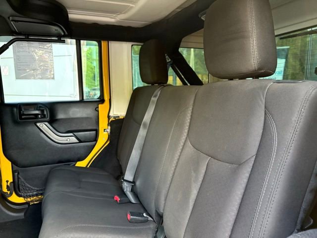 Used 2015 Jeep Wrangler Unlimited Sport w/ Quick Order Package 24S AWD/4WD image 24
