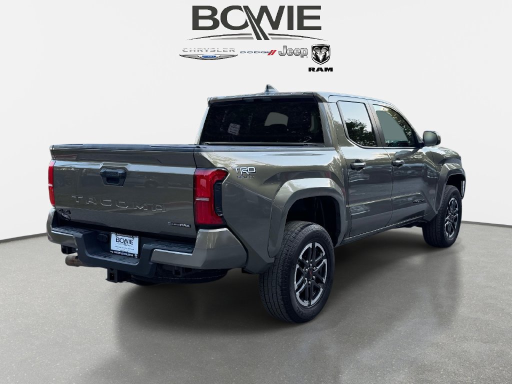 Used 2025 Toyota Tacoma TRD Sport AWD/4WD image 2