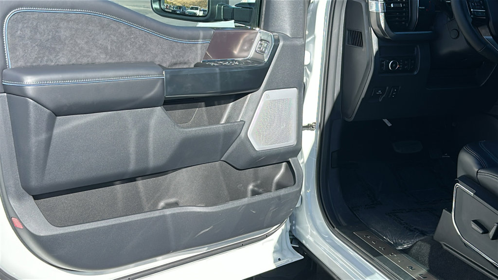 New 2026 Ford F350 Platinum image 23