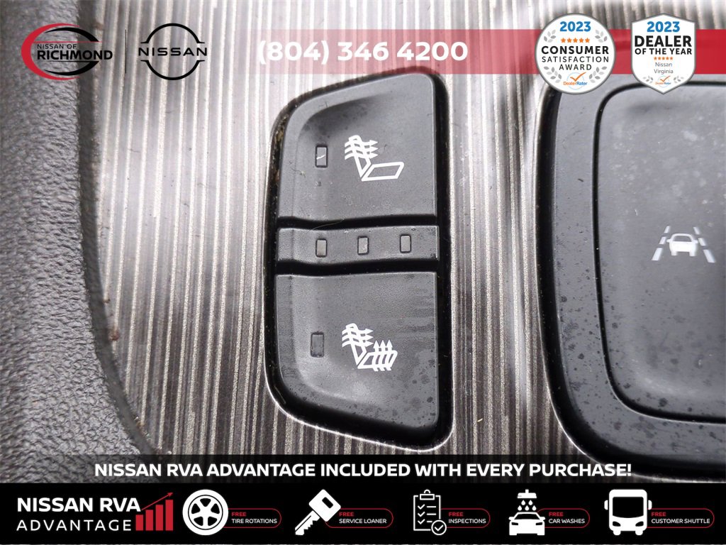 Used 2023 GMC Acadia SLT image 24