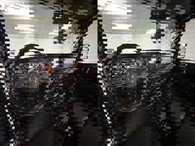 Used 2020 Jeep Wrangler Sport image 19