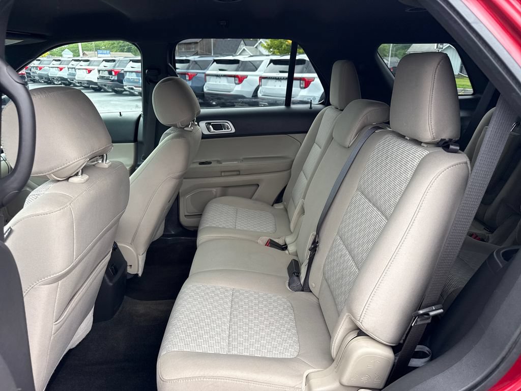 Used 2013 Ford Explorer XLT FWD image 22