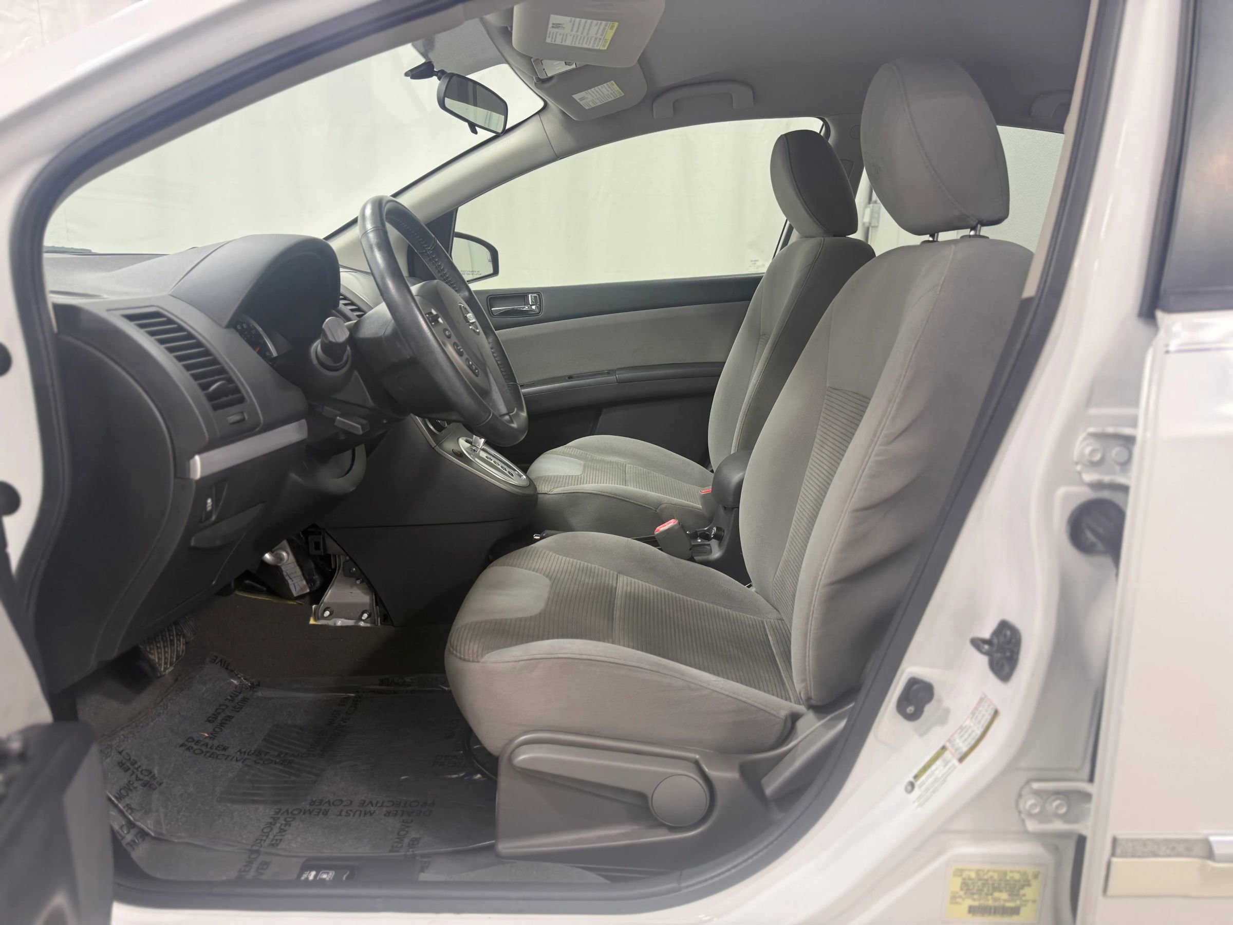 Used 2012 Nissan Sentra 2.0 S w/ Convenience Pkg FWD image 13