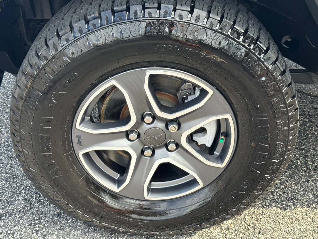 Used 2019 Jeep Wrangler Unlimited Sport S AWD/4WD image 13