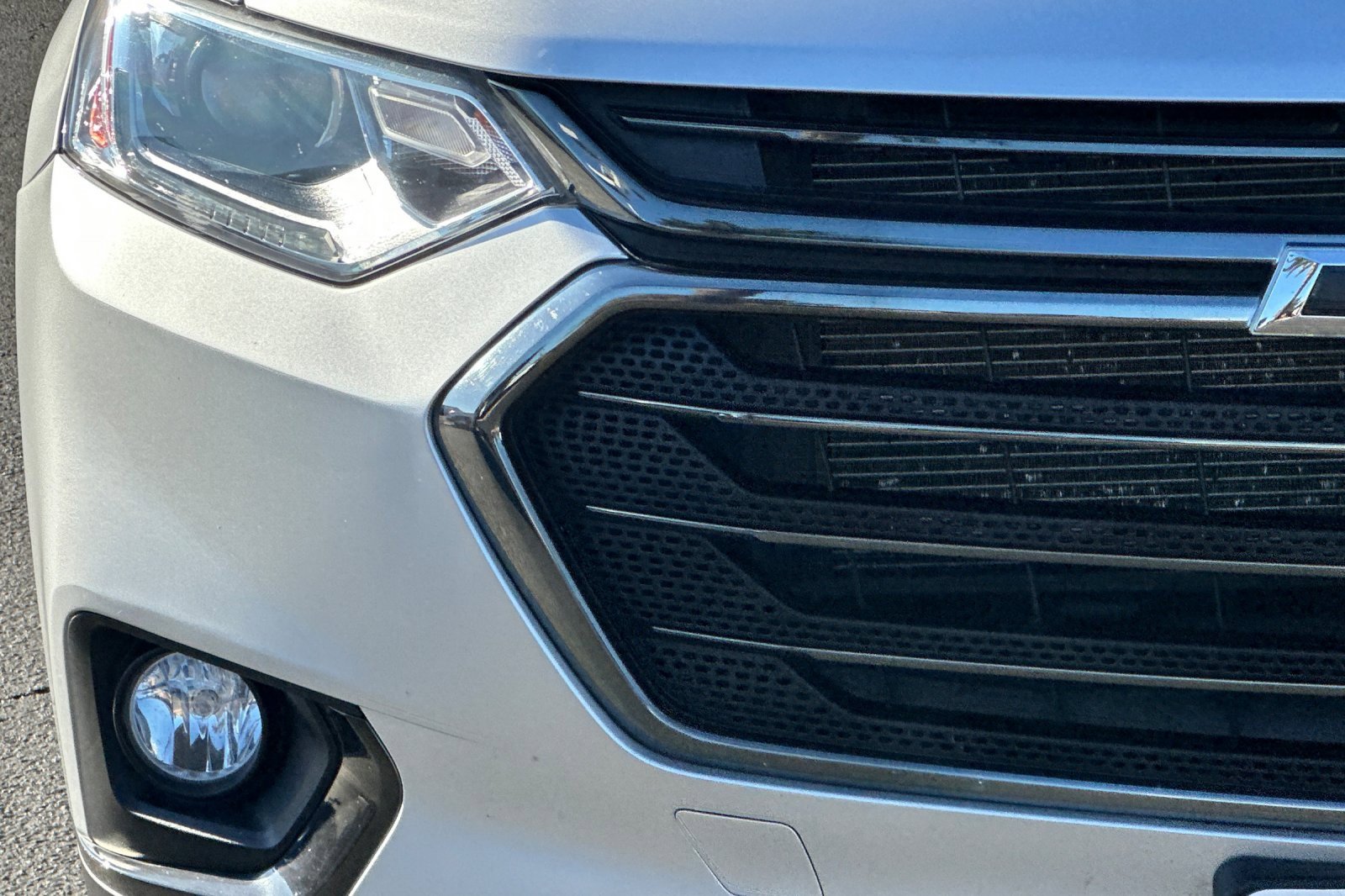 Used 2020 Chevrolet Traverse RS image 45