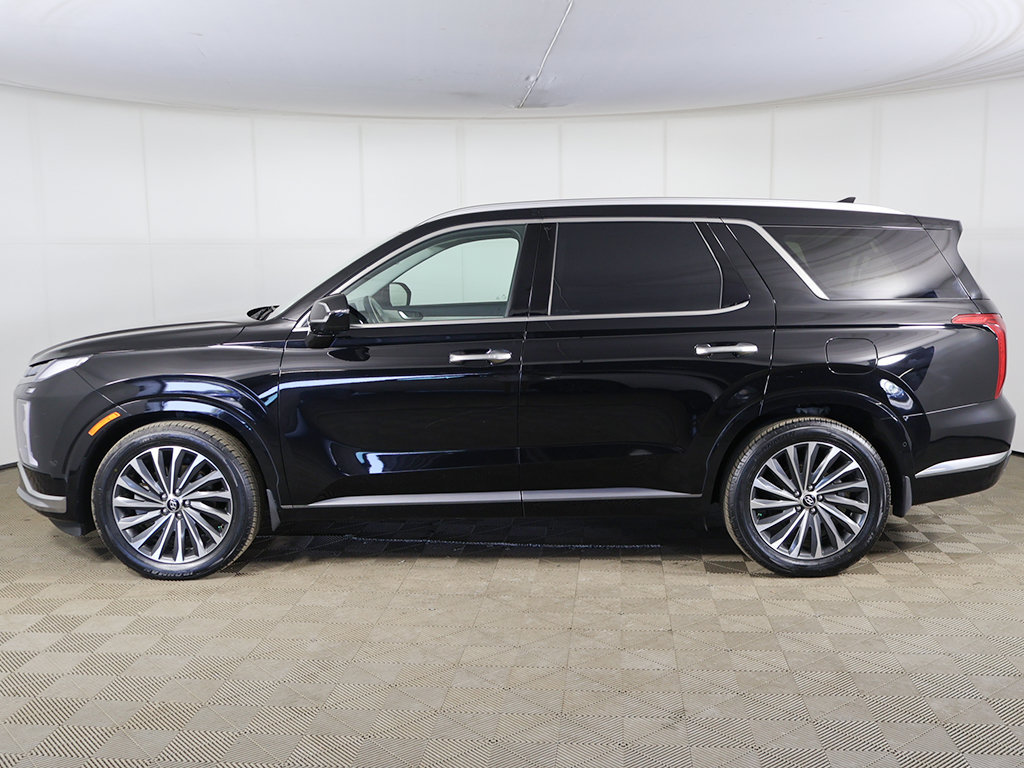 Used 2023 Hyundai Palisade Calligraphy w/ Cargo Package AWD/4WD image 21
