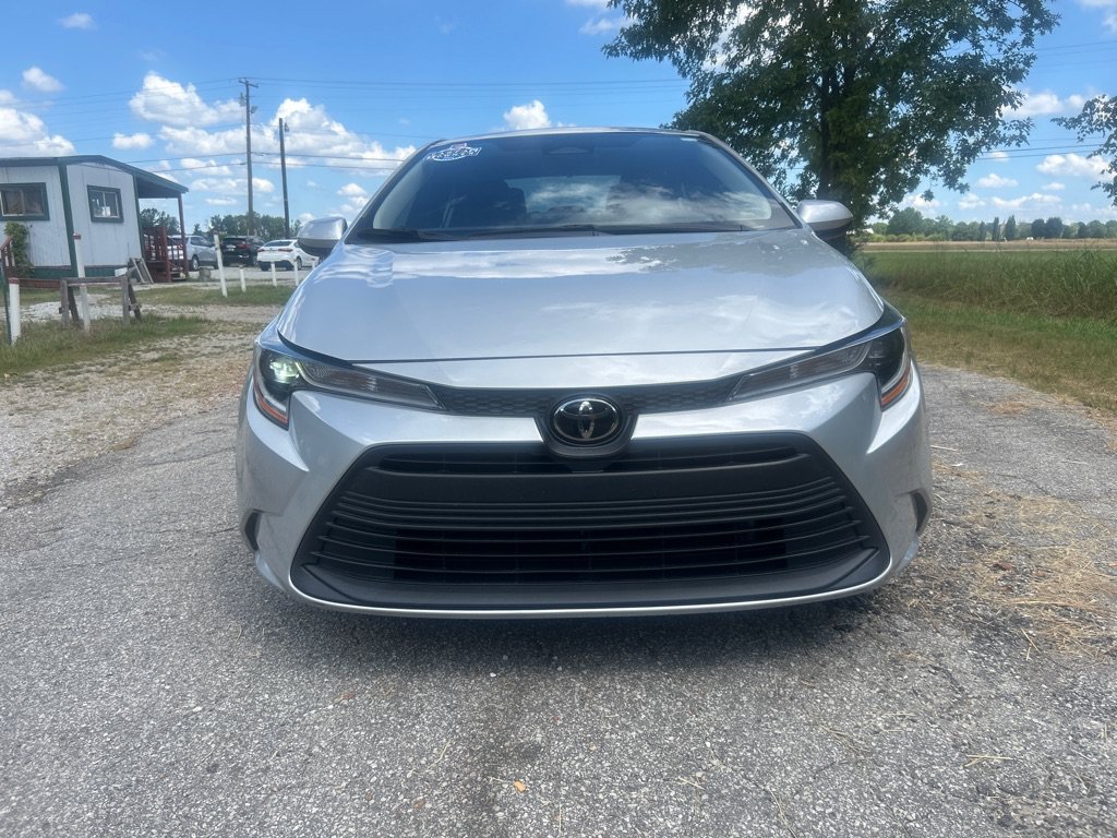 Used 2024 Toyota Corolla LE FWD image 23
