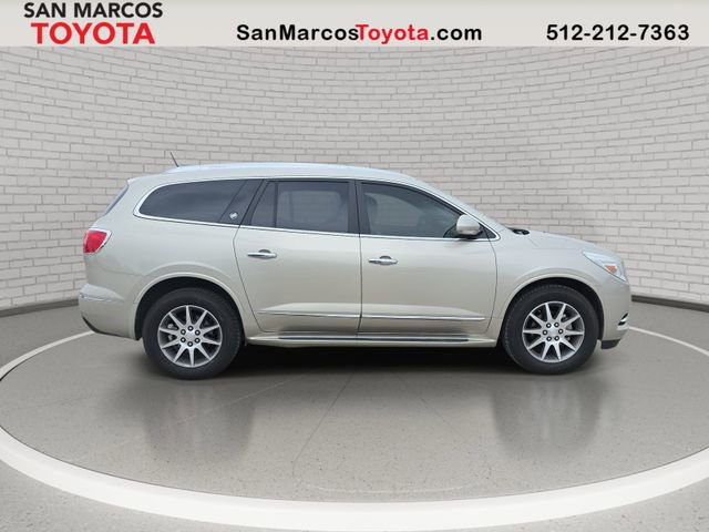 Used 2017 Buick Enclave Leather FWD image 4
