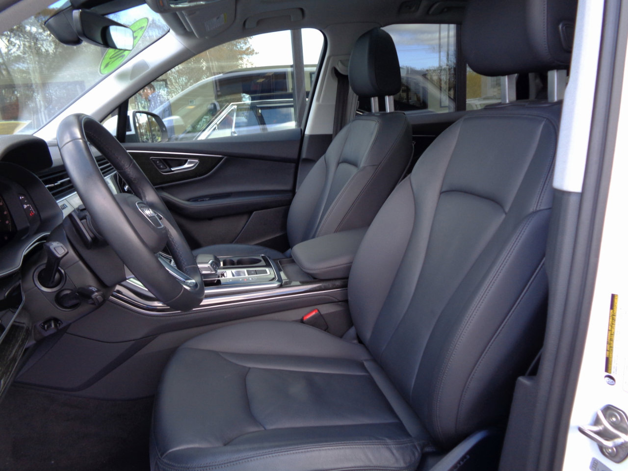 Used 2023 Audi Q7 3.0T Premium Plus w/ Premium Plus Package image 9