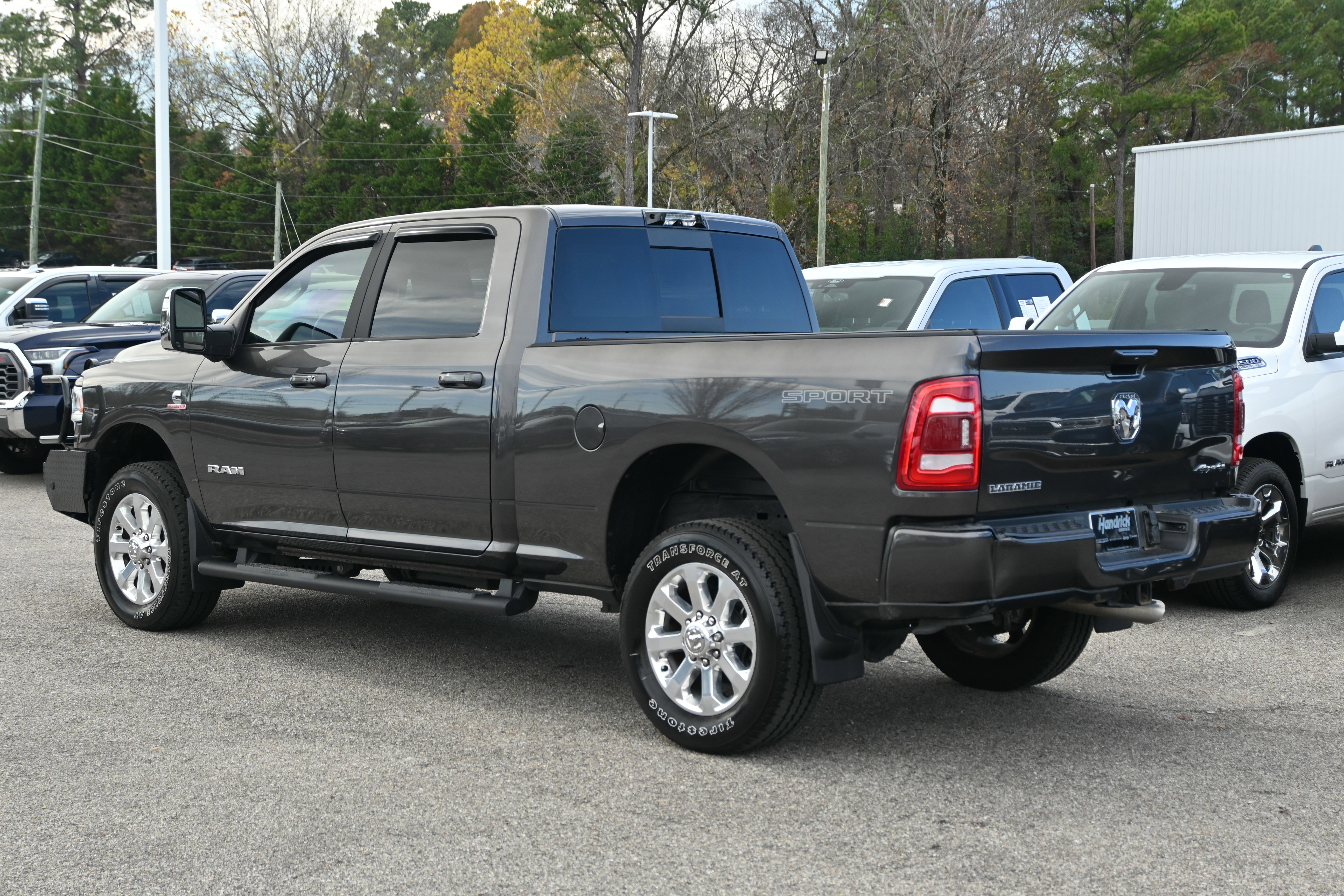 Used 2024 RAM 2500 Laramie w/ Sport Appearance Package image 12