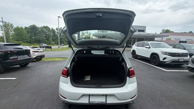 Used 2018 Volkswagen Golf 4-Door FWD image 16