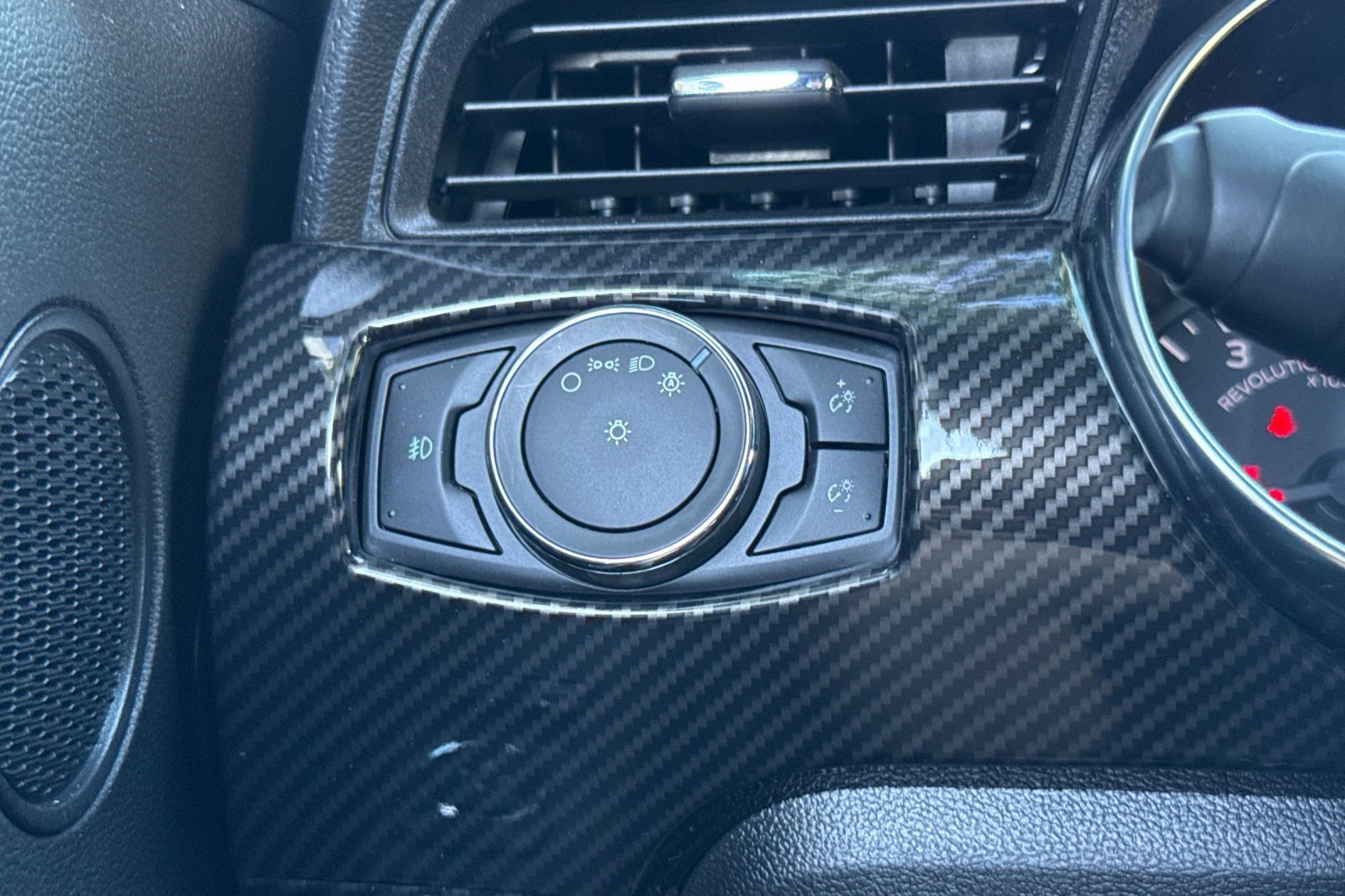 Used 2022 Ford Mustang GT Premium image 34