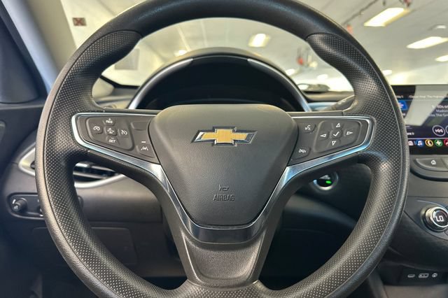 Used 2023 Chevrolet Malibu LT FWD image 25