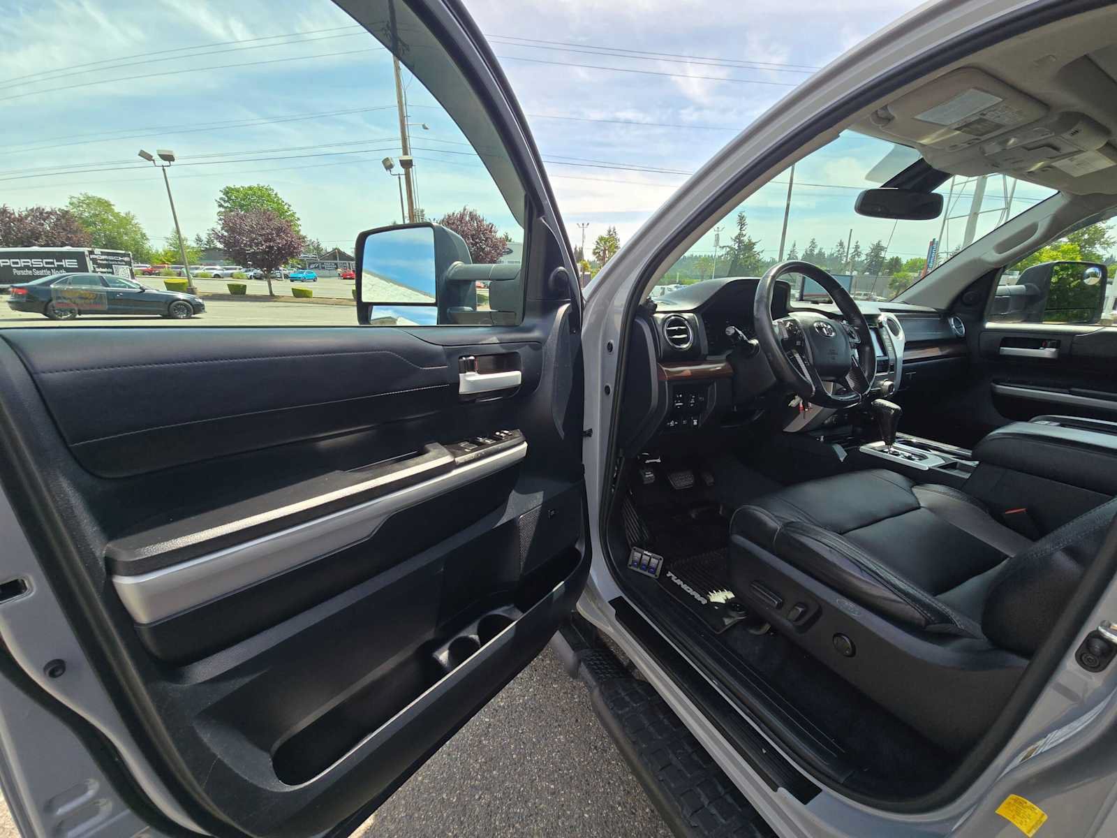 Used 2019 Toyota Tundra Limited AWD/4WD image 21