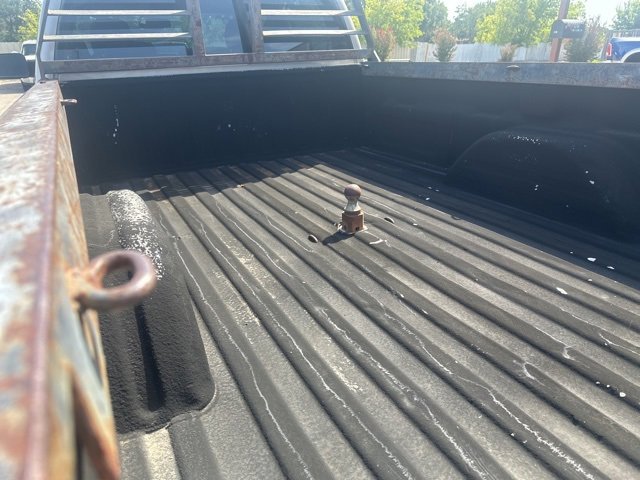 Used 2005 Chevrolet Silverado 3500 LS w/ Heavy-Duty Power Package image 13