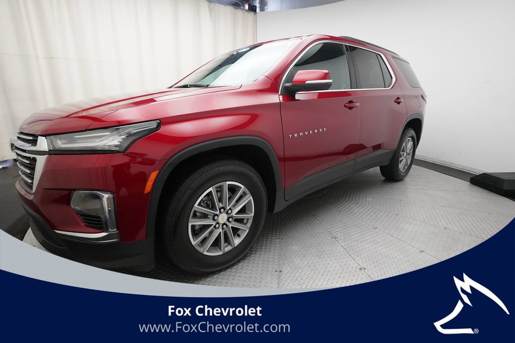Used 2023 Chevrolet Traverse LT AWD/4WD image 1