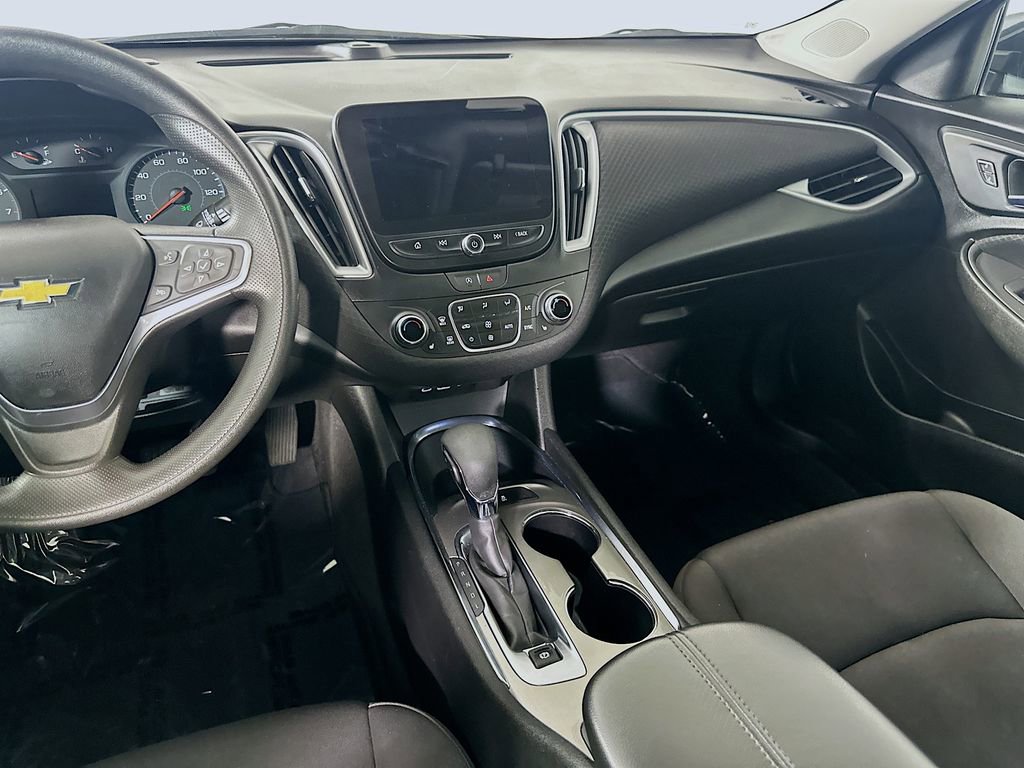 Used 2023 Chevrolet Malibu LT image 18