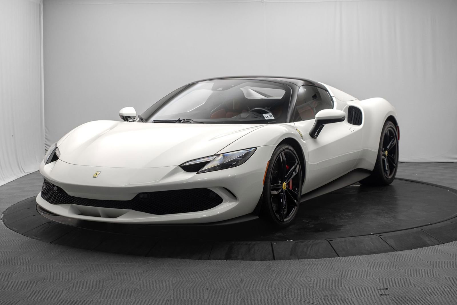 Used 2025 Ferrari 296 GTS RWD image 15