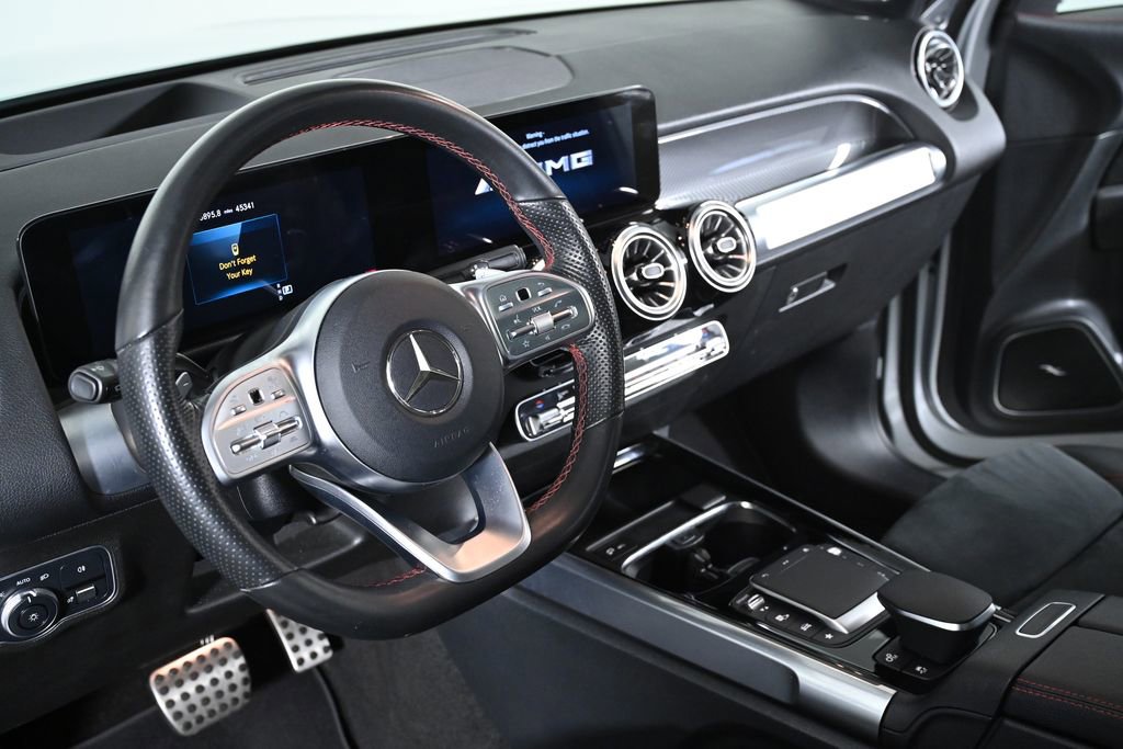 Used 2022 Mercedes-Benz GLB 35 AMG 4MATIC image 15