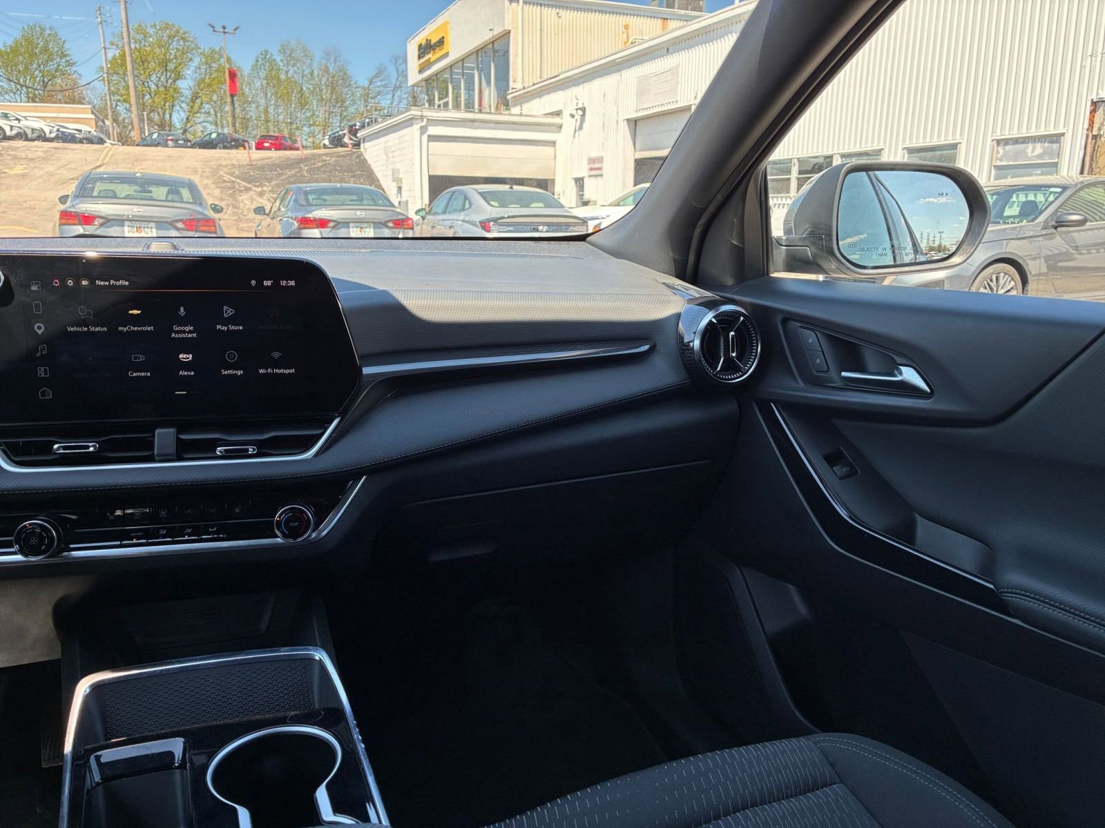 Used 2025 Chevrolet Equinox LT image 36