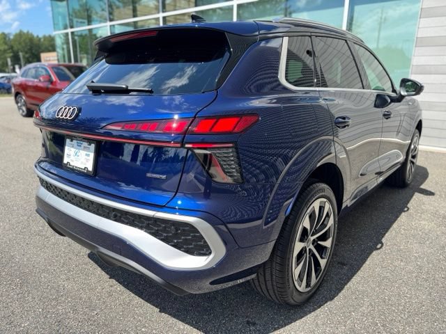 New 2026 Audi Q3 quattro 2.0T AWD/4WD image 6