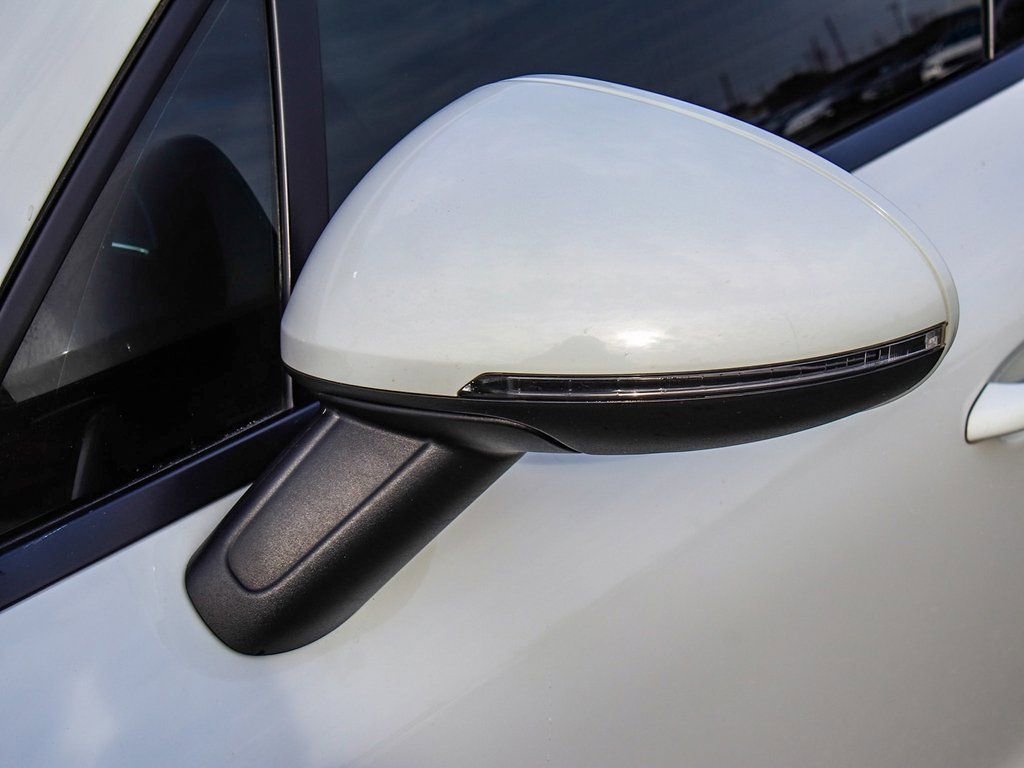 Used 2020 Porsche Macan image 48