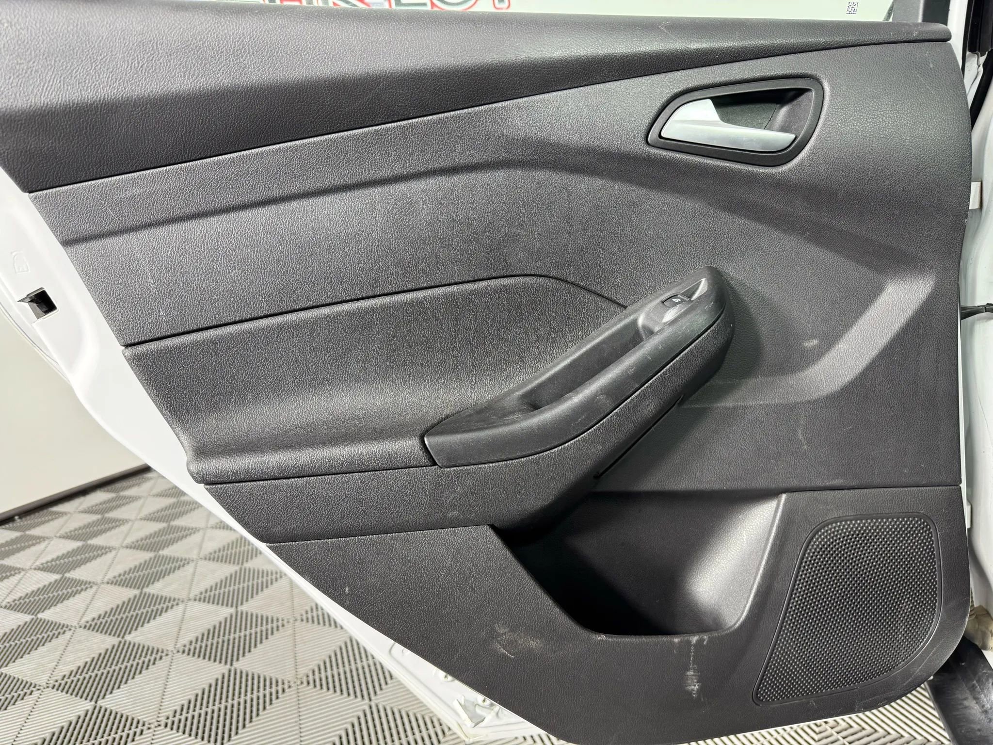 Used 2015 Ford Focus SE image 38