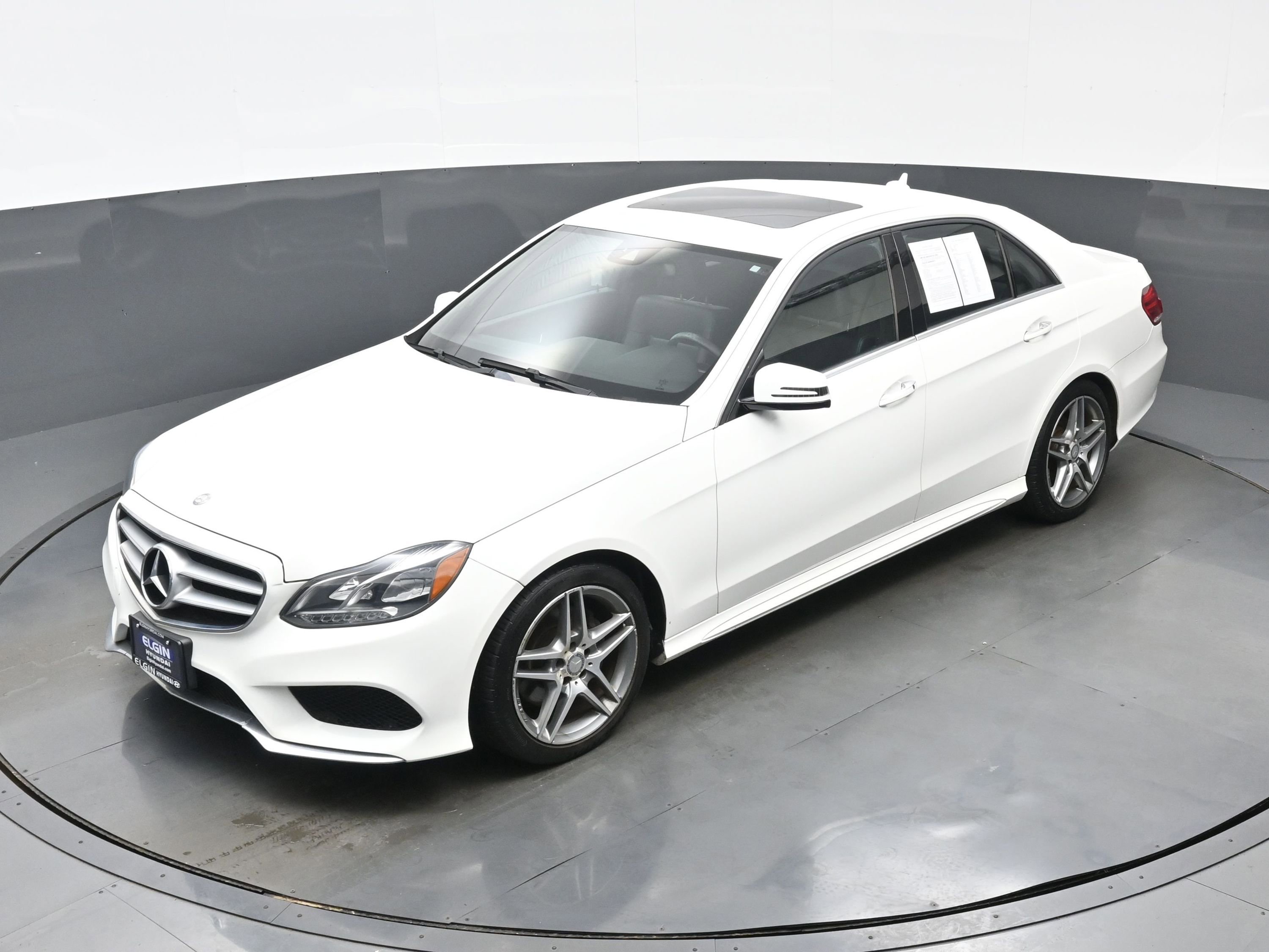 Used 2015 Mercedes-Benz E 350 4MATIC Sedan image 32