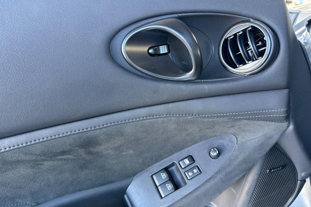 Used 2024 Nissan Z NISMO w/ Floor Mat Package image 10