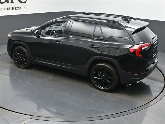 Used 2023 GMC Terrain SLT w/ Infotainment Package II image 41