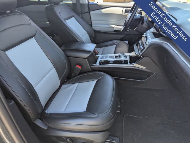 Certified 2024 Ford Explorer XLT w/ Equipment Group 202A RWD image 14