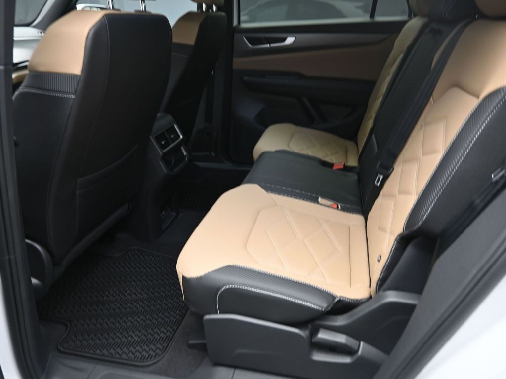 New 2026 Volkswagen Atlas Cross Sport SE image 22