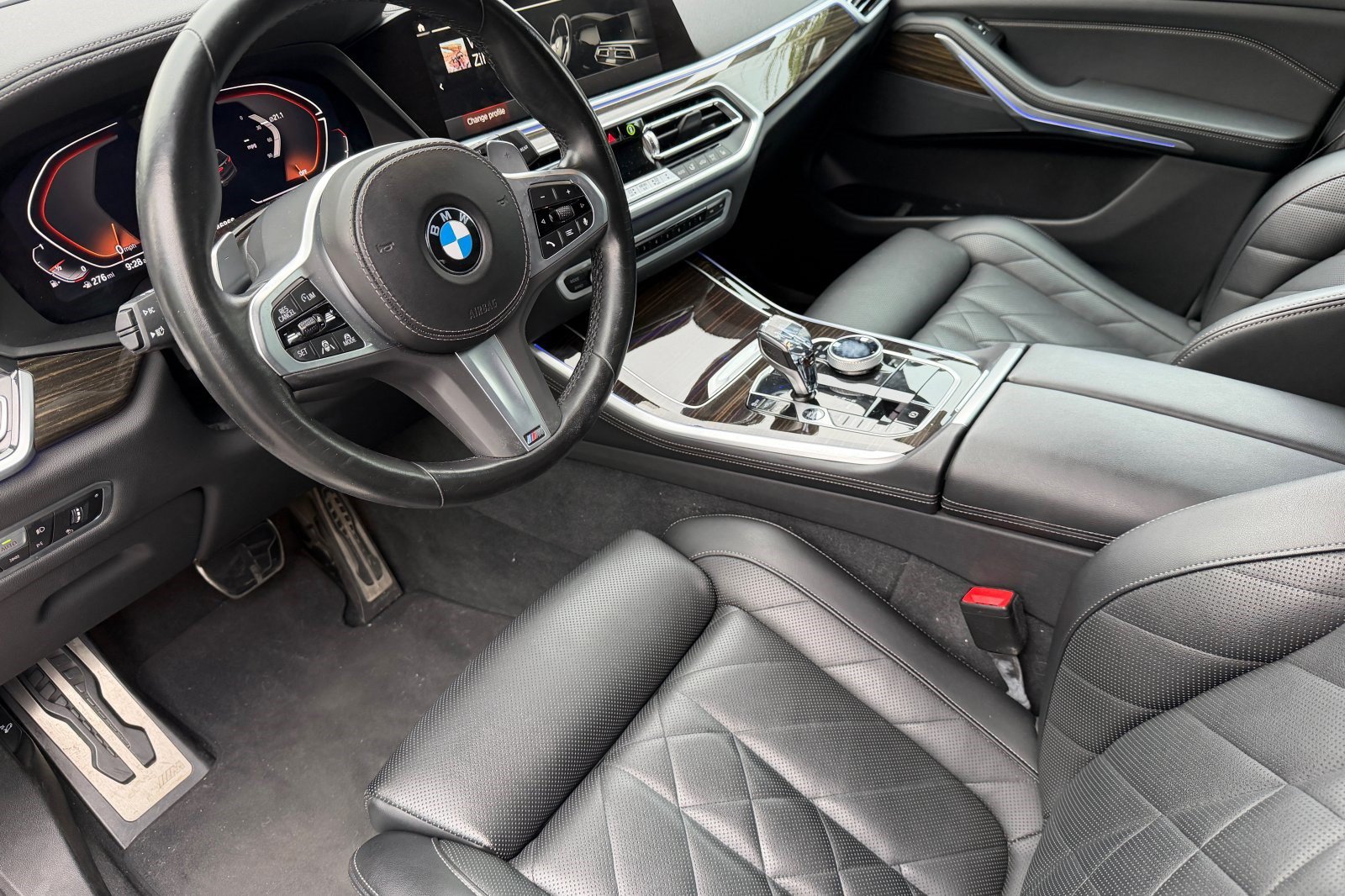 Used 2023 BMW X5 xDrive40i w/ Executive Package AWD/4WD image 22