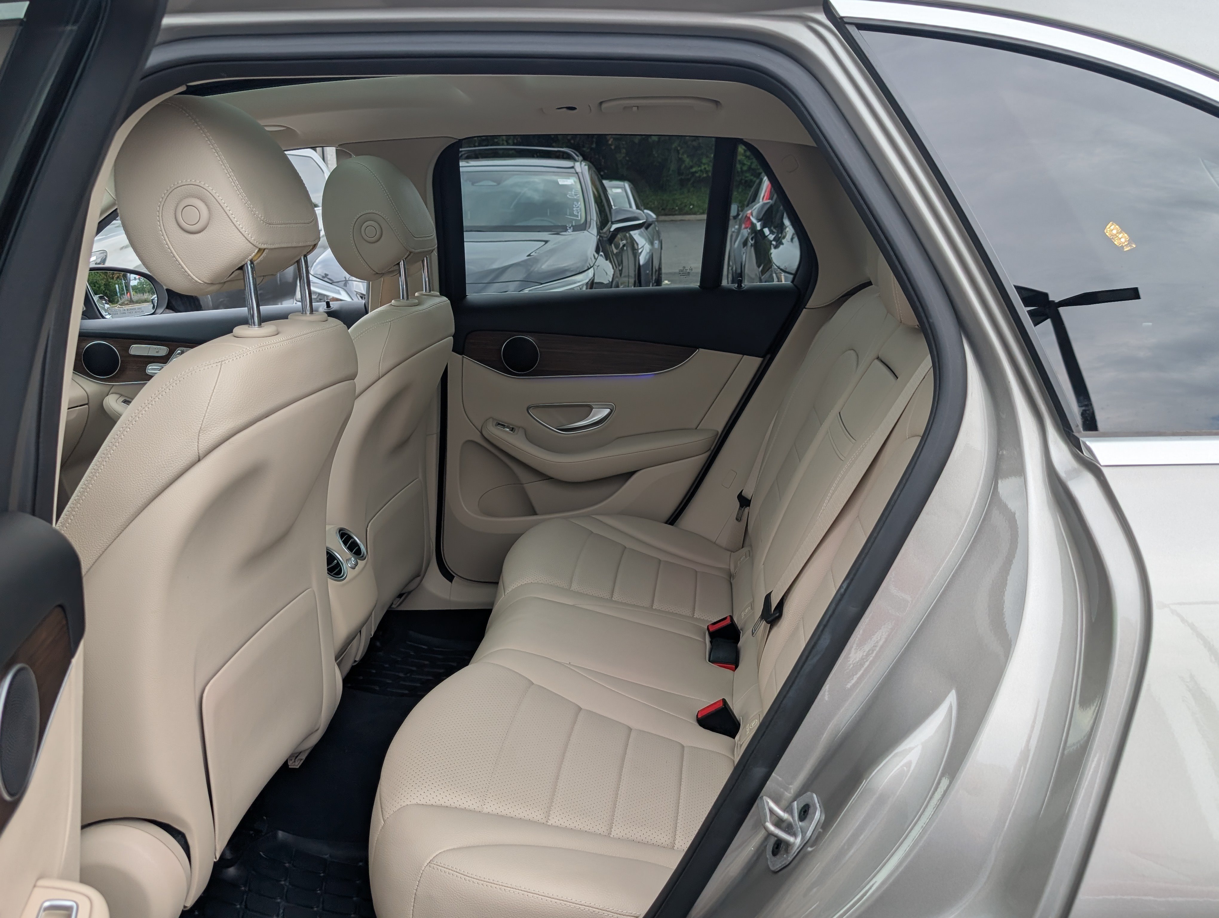 Used 2021 Mercedes-Benz GLC 300 4MATIC image 15