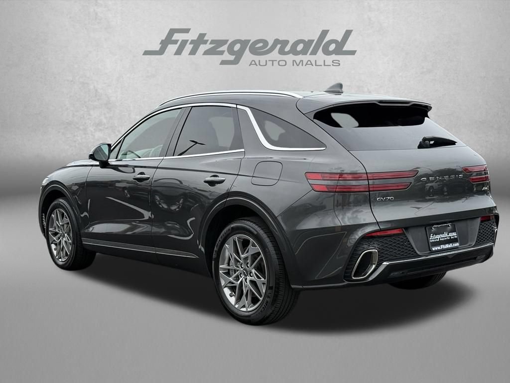 Used 2025 Genesis GV70 2.5T AWD/4WD image 10