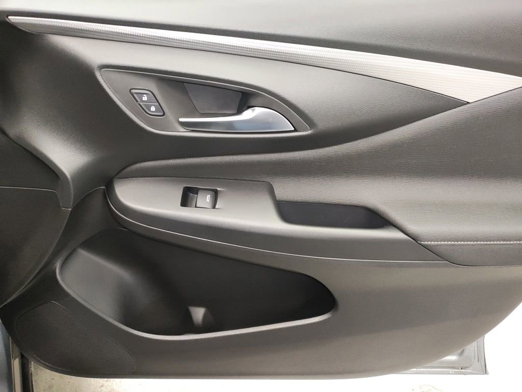 New 2026 Buick Envista Sport Touring FWD image 10