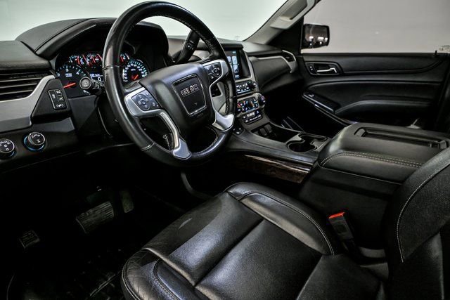 Used 2020 GMC Yukon SLT w/ Premium Edition image 12