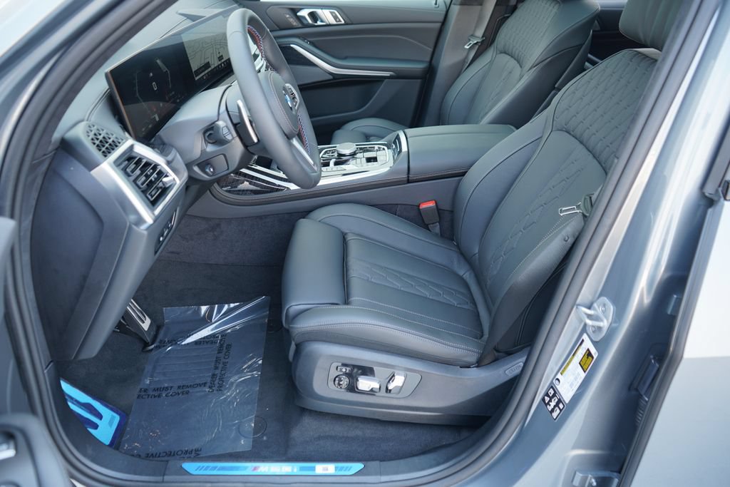 Used 2026 BMW X7 M60i AWD/4WD image 11