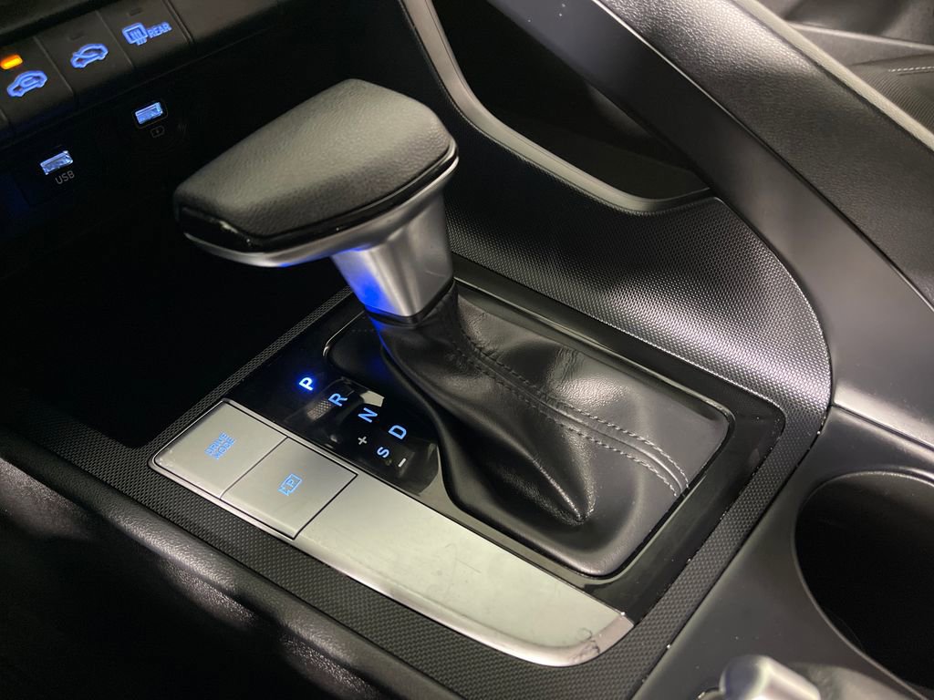 Used 2021 Hyundai Elantra SE FWD image 24