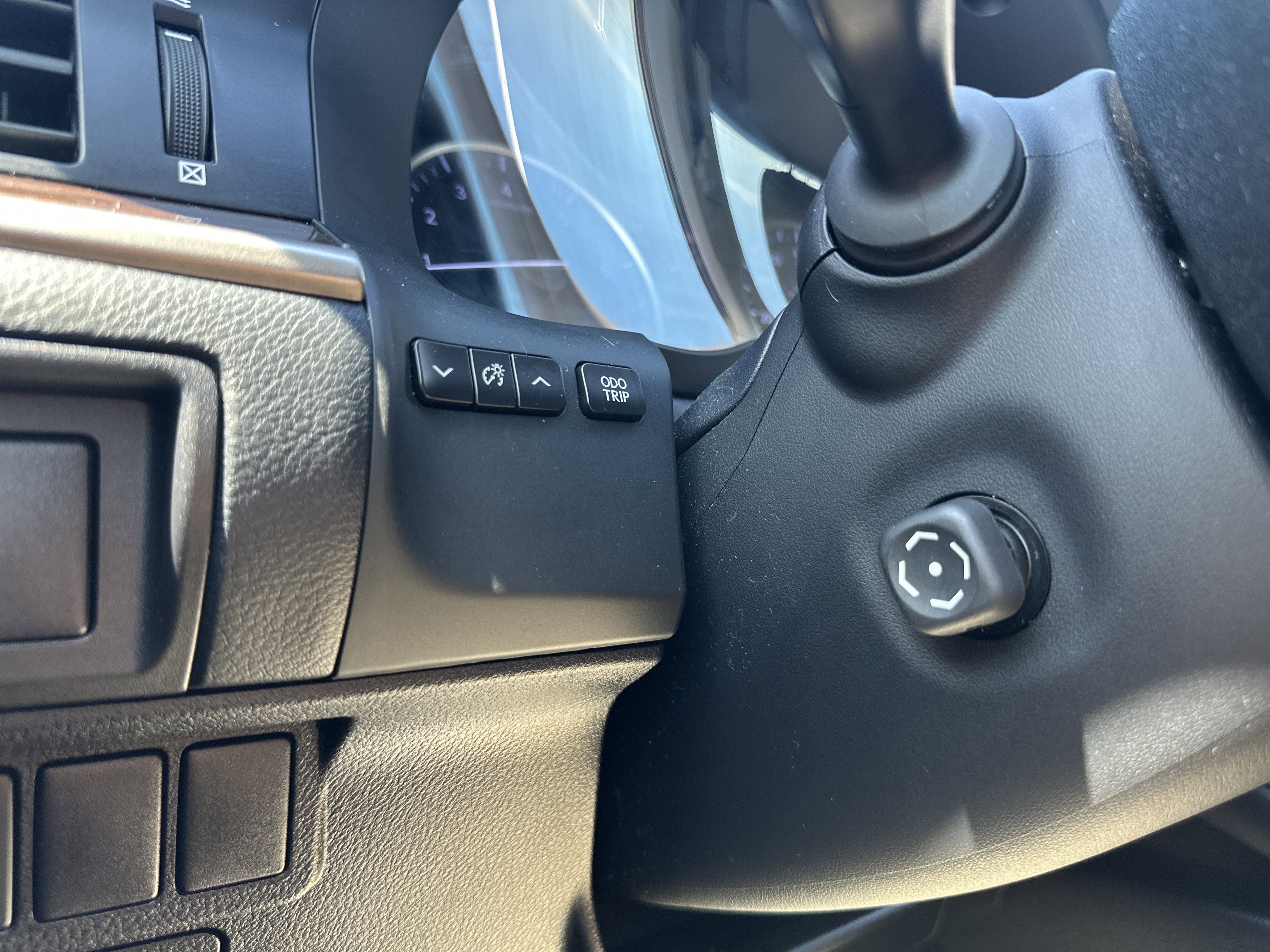 Used 2016 Lexus ES 350 w/ Premium Package w/Wood Trim FWD image 26