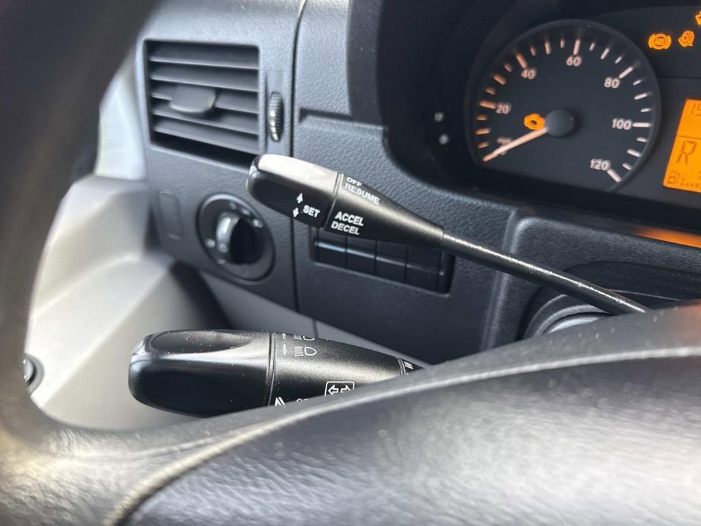 Used 2007 Freightliner Sprinter 3500 image 21