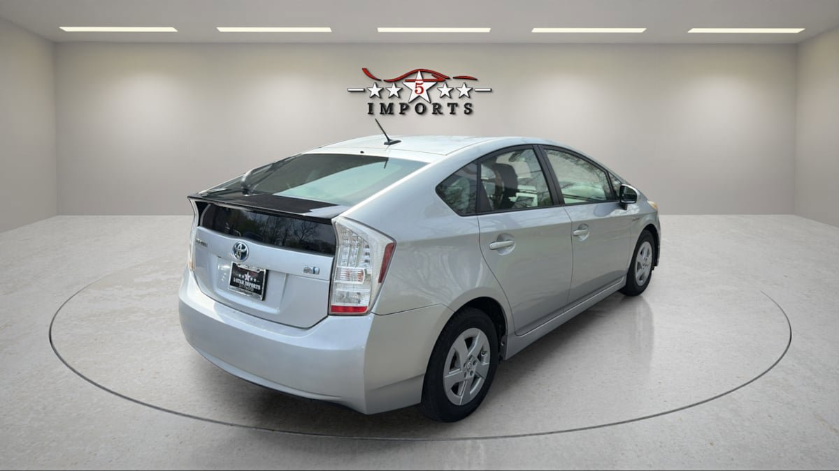 Used 2011 Toyota Prius Three w/ Navigation Pkg FWD image 5