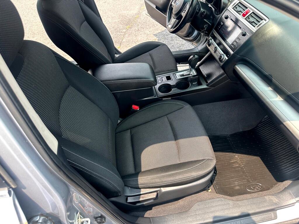 Used 2017 Subaru Outback 2.5i Premium image 35
