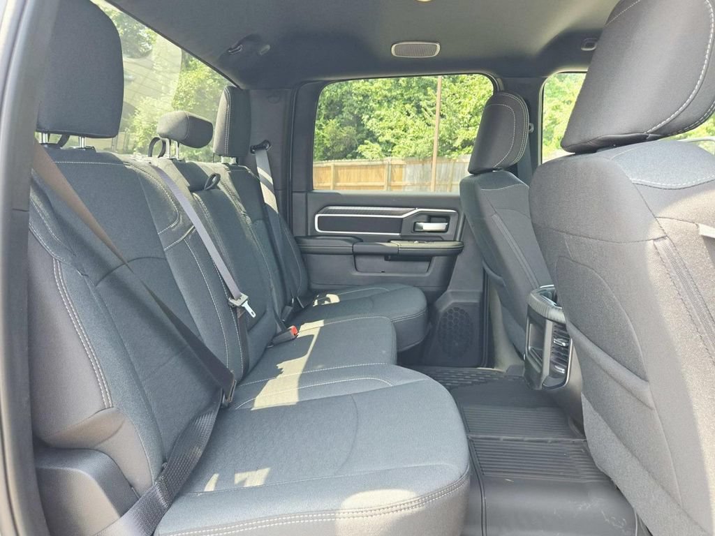 New 2026 RAM 2500 Big Horn AWD/4WD image 18
