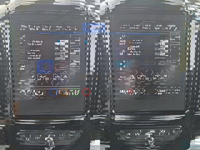 Used 2023 Chevrolet Traverse LT image 17