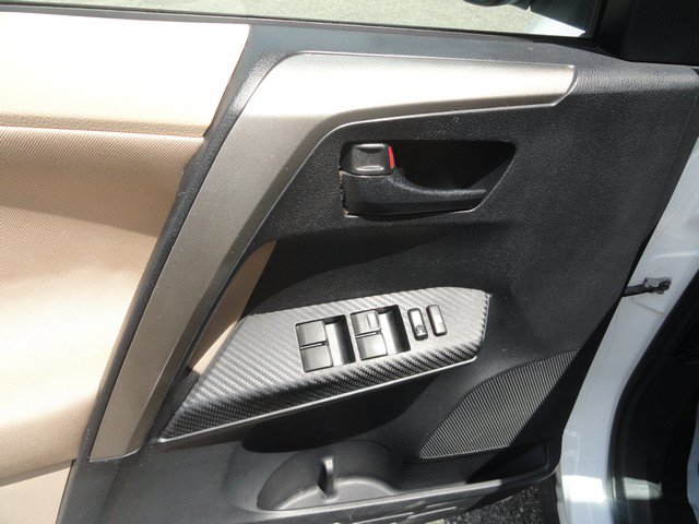 Used 2013 Toyota RAV4 LE AWD/4WD image 11