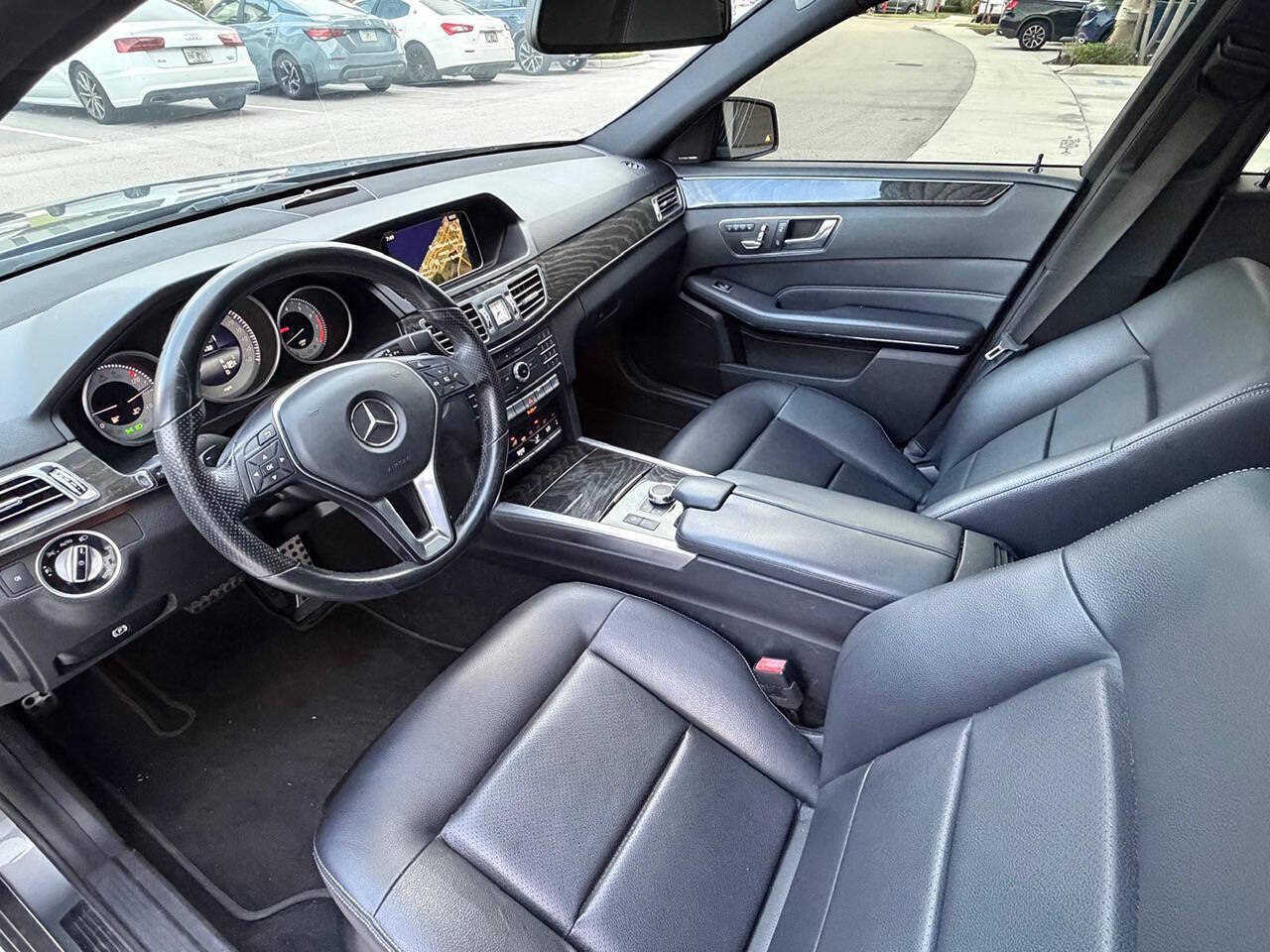 Used 2016 Mercedes-Benz E 350 Sedan w/ Premium Package image 9