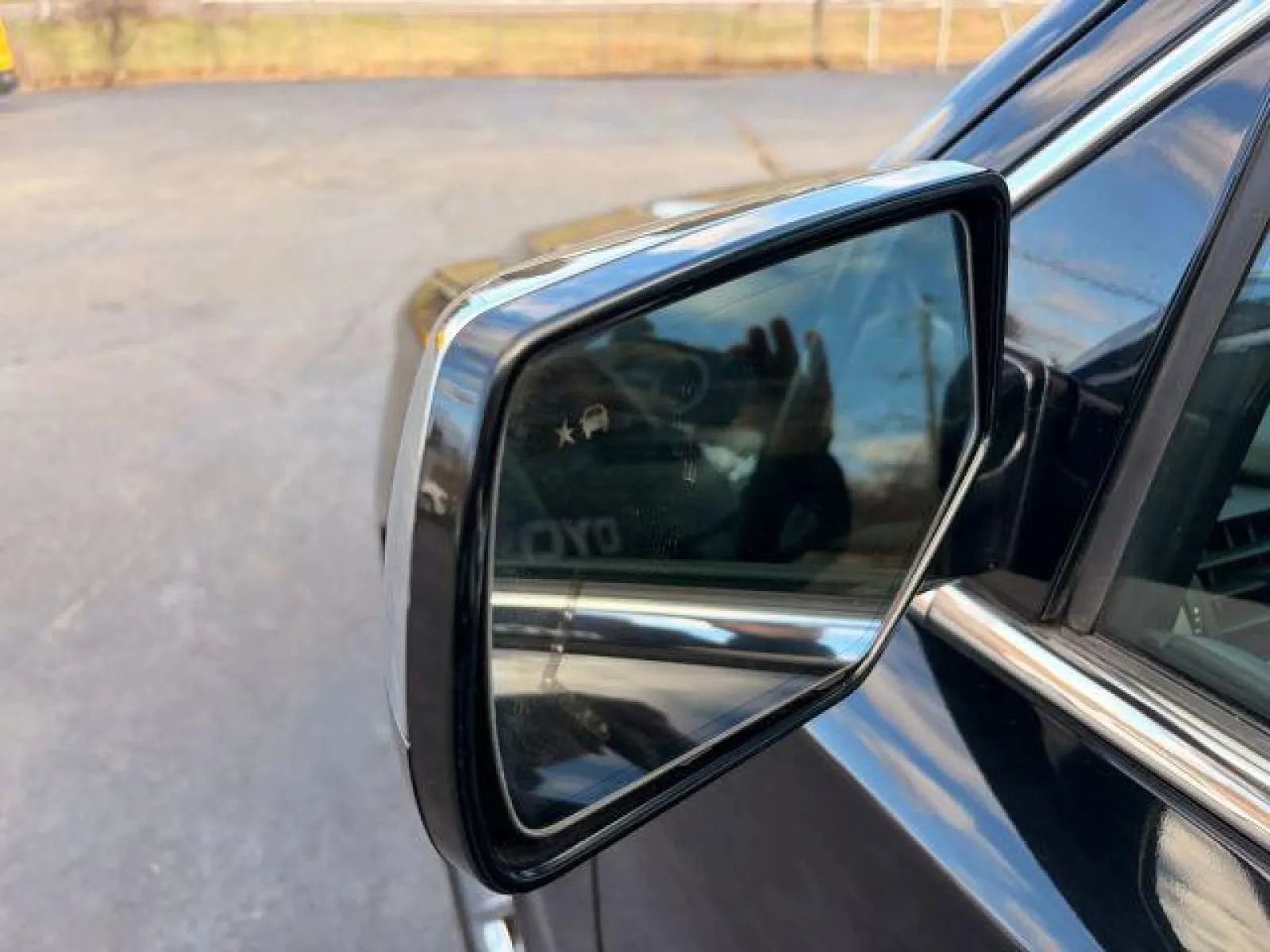 Used 2016 Chevrolet Tahoe LTZ image 31