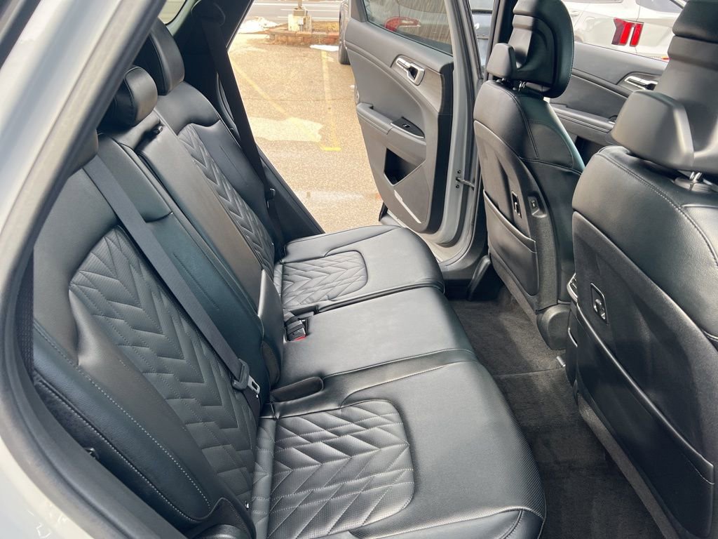 Certified 2024 Kia Sportage X-Line w/ X-Line Premium Package image 16